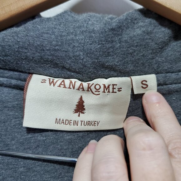 WANAKOME Kira Sherpa Hooded Vest Asymmetric Zip Wool Blend Grey Women's Small - Picture 13 of 16